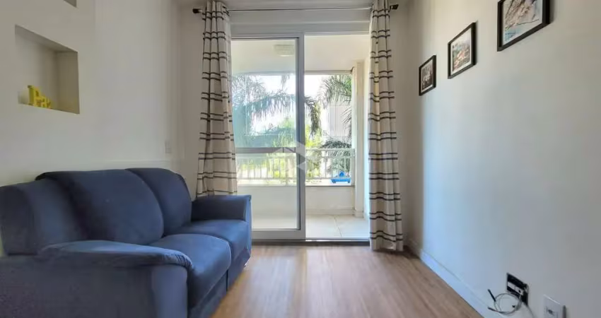 Apartamento de 2 dormitórios com suíte, sacada e 1vaga de garagem no humaitá