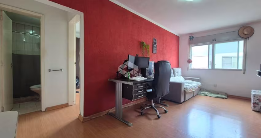 Apartamento de 1 dormitório, no bairro Humaitá, em Porto Alegre.