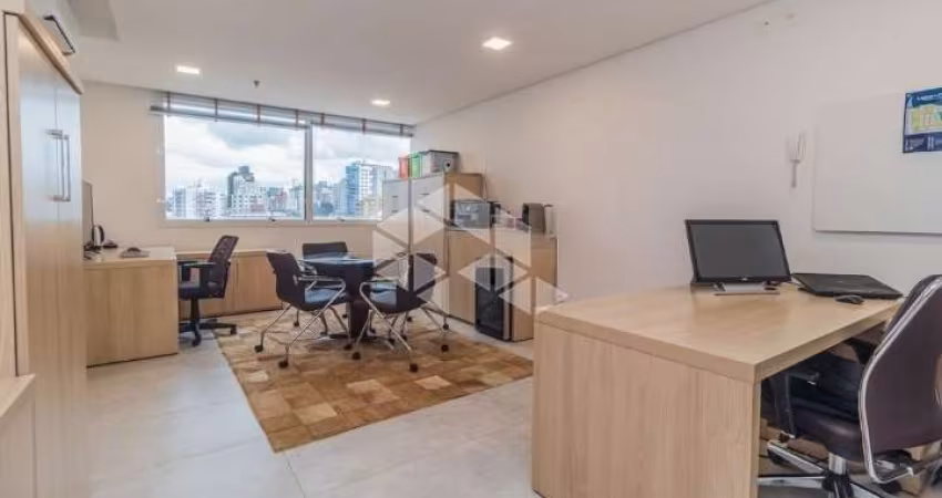 Sala Comercial e 1 banheiro no bairro Bom Fim em Porto Alegre