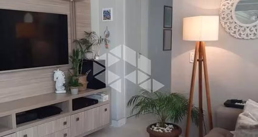 Apartamento com Sacada / 3 Dormitórios / 1 Suíte / 1 Vaga / Humaitá / Porto Alegre / RS
