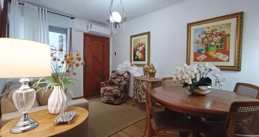 Apartamento  2 dormitórios,  no bairro Humaitá em Porto Alegre