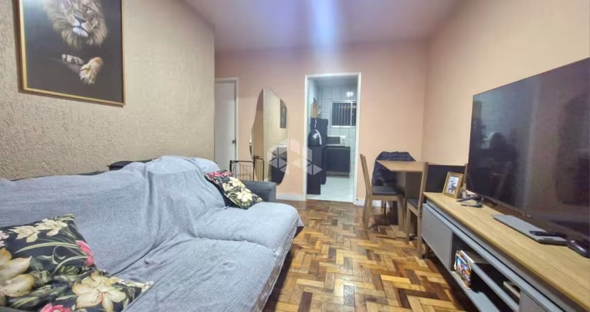 Apartamento de 2 dormitórios, no bairro Humaitá, em Porto Alegre.