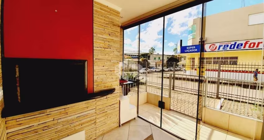 Apartamento térreo no condomínio Laçador