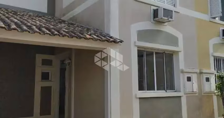 Casa com 4  dormitórios e 2 vagas de garagem, no bairro humaitá, em porto alegre.