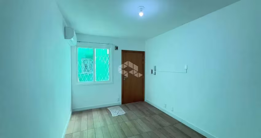Apartamento com 2 dormitórios, no bairro humaitá, em porto alegre.