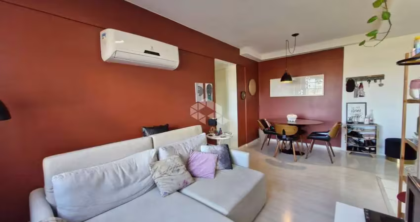 Apartamento de 2 dormitórios e 1 vaga de garagem, no bairro humaitá, em porto alegre.