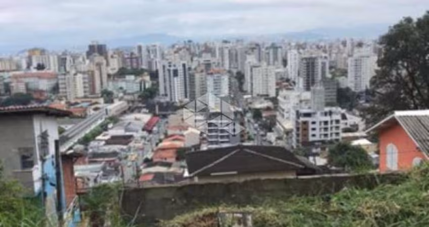TERRENO DE 300m2 NO BAIRRO CENTRO - FLORIANÓPOLIS/SC