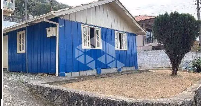 Casa de 3 quartos na armação do pântano do sul - florianópolis/sc