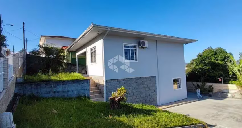 CASA 3 QUARTOS- BAIRRO SERTÃO DO MARUIM- SÃO JOSÉ- FLORIANÓPOLIS