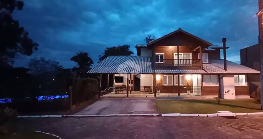 CASA 3 DORMITÓRIOS EM CONDOMINIO NA VARGEM GRANDE FLORIANÓPOLIS/SC