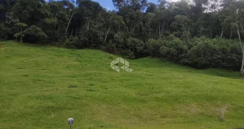 TERRENO NO CONDOMÍNIO COSTA DA SERRA - RANCHO QUEIMADO/SC