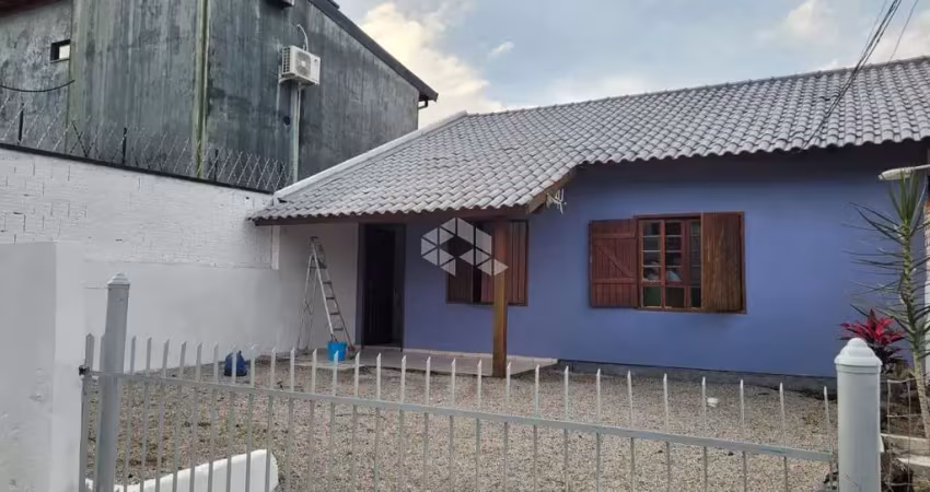 Casa 2 quartos- bairro rio tavares- florianópolis-sc