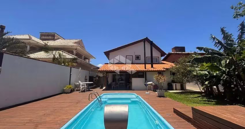 Casa com 4 quartos à venda na Rua Manoel Pedro Vieira, 1248, Morro das Pedras, Florianópolis