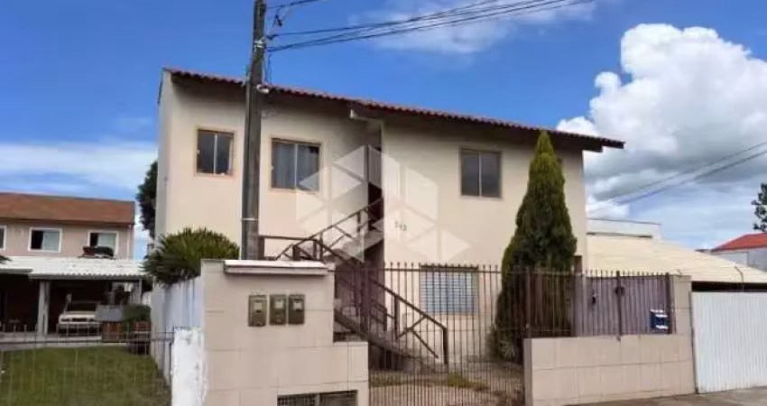 Casa com suíte e 2 apts no carianos - florianópolis/sc