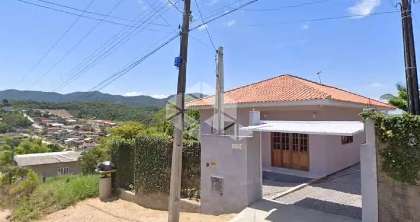 Charmosa casa de 3 quartos em tijuquinhas - biguaçu/sc