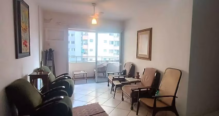 Apartamento com 3 Dormitórios no Centro de Florianópolis/SC