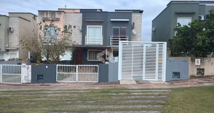 Casa geminada com 2 Dormitórios no bairro Ingleses em Florianópolis/SC