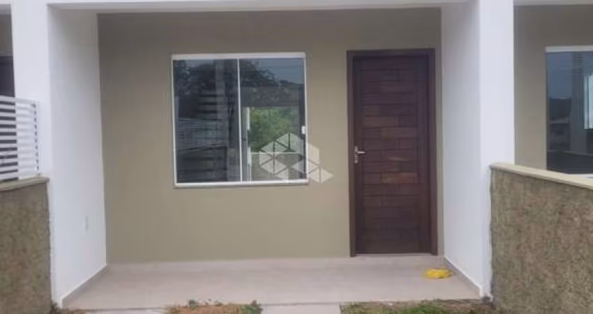 Casa com 2 dormitórios no bairro São João do Rio Vermelho em Florianópolis/SC