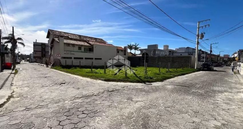 Terreno à venda na Rua Maria Tomasia Cabral, 10, Ingleses do Rio Vermelho, Florianópolis