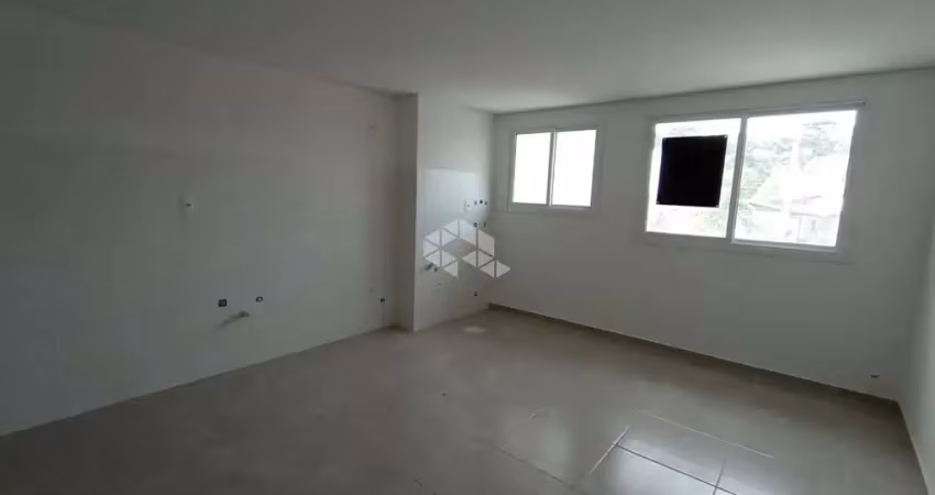Apartamento de 2 dormitórios e 1 vaga no Bairro Cruzeiro