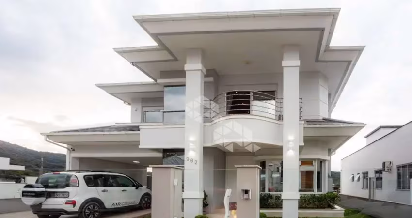 Casa com 3 quartos à venda na Rua das Camélias, 962, Pedra Branca, Palhoça