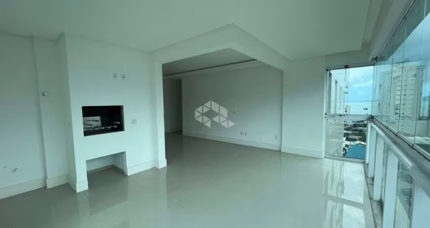 Apartamento de luxo no Le Tre Torri em Itapema - 03 suítes e área de lazer completa