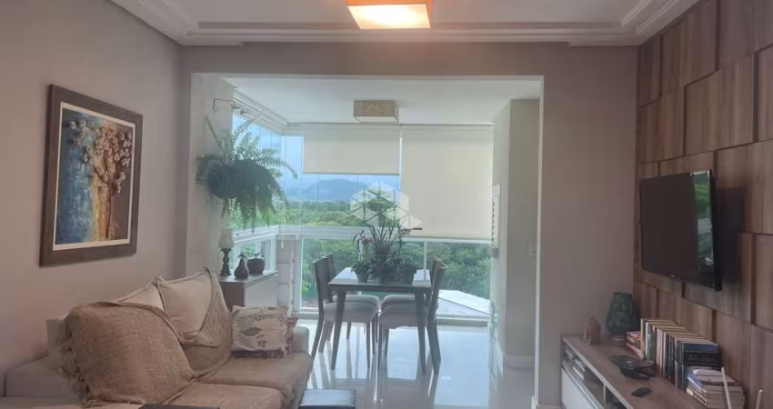 Apartamento mobiliado em rua sem saída