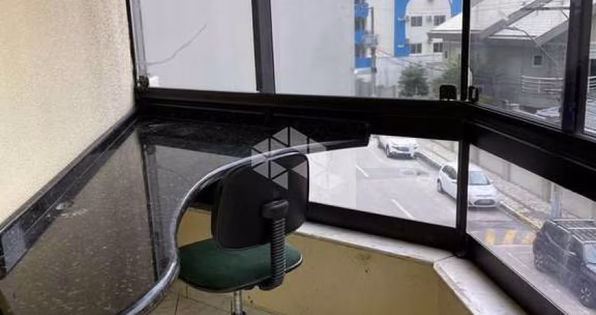 Apartamento 3 Dormitórios sendo 1 Suítes e  1 Vaga de Garagem