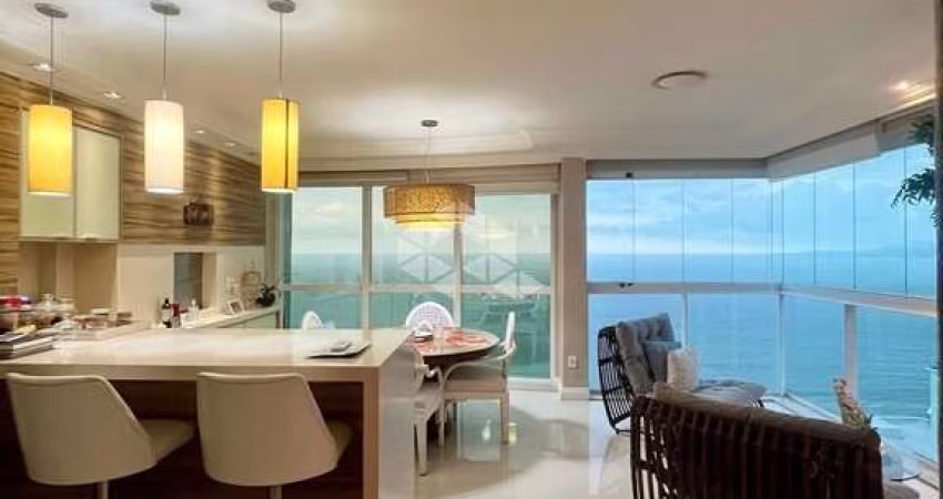 Apartamento 4 Quartos sendo 4 Dormitórios e 3 Vagas de Garagem