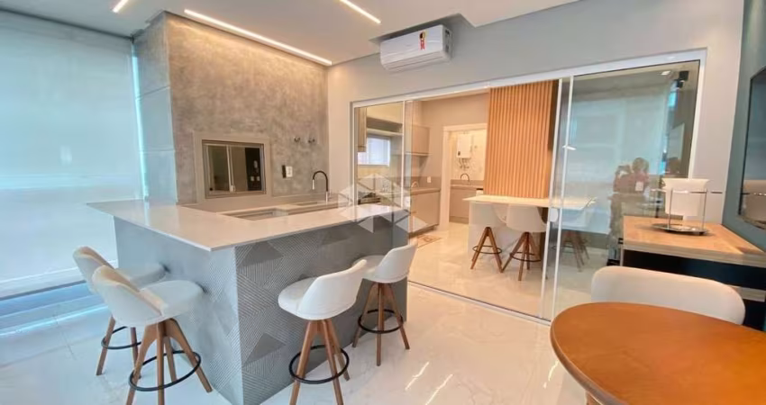 Apartamento 3 Quartos sendo 3 Dormitórios e 2 Vagas de Garagem