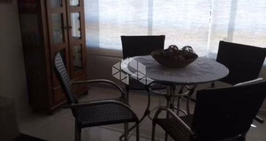 Apartamento com 3 quartos, 2 vaga Meia praia