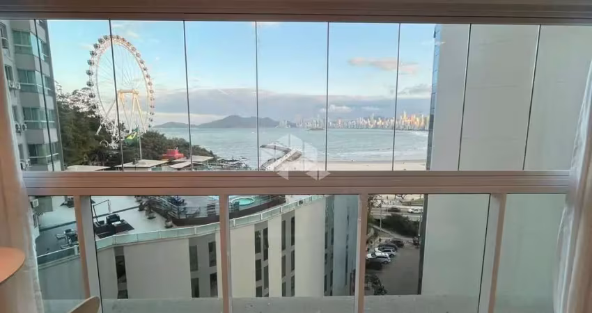 Apartamento 04 dormitórios sendo 04 suítes e 03 vagas de garagem