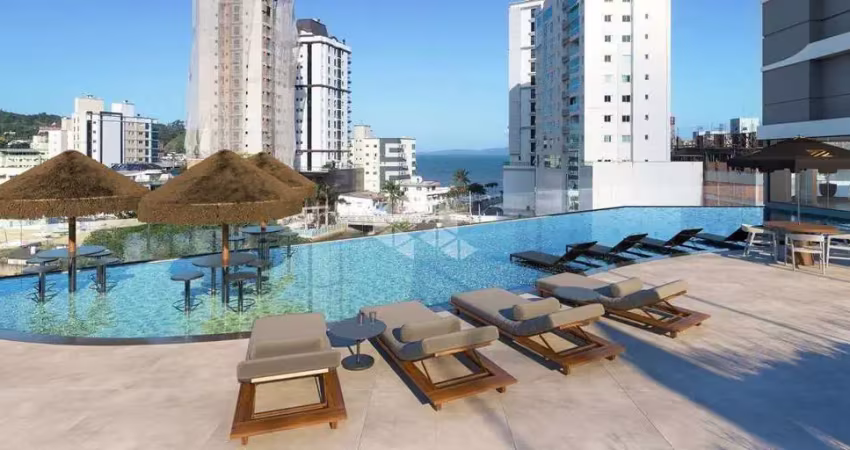 Apartamento 03 dormitórios , sendo  03 suítes e 02 vagas de garagem
