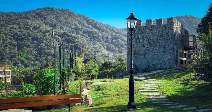 Terreno em condomínio fechado no castelo branco itapema