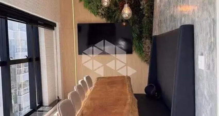 Apartamento com 4 suítes e 5 vagas de garagem na meia praia, itapema