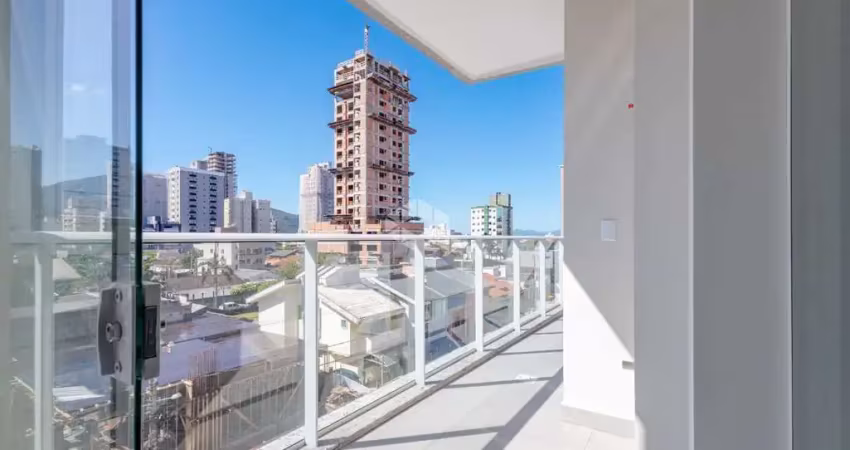 Apartamento com 2 suítes e 1 vaga  de garagem em porto belo