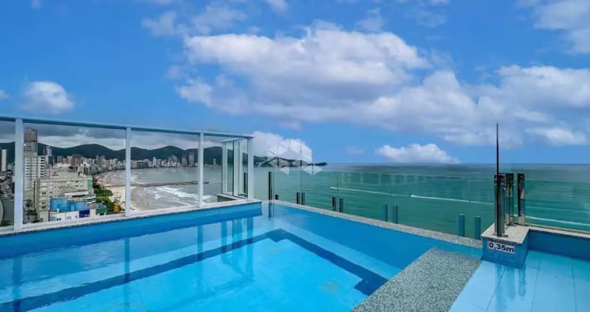 Apartamento 4 suítes com 4 vagas em itapema frente mar