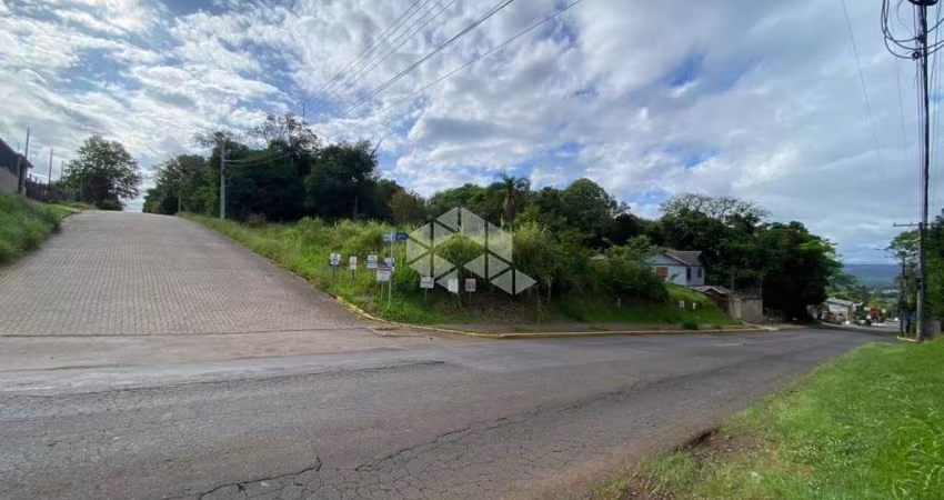 Terreno de esquina no bairro Vista Alegre