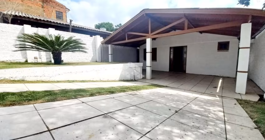 Casa Residencial com 2 dormitórios, 2 vagas, 100m², Canudos, Novo Hamburgo, Aceita financiamento, FGTS.