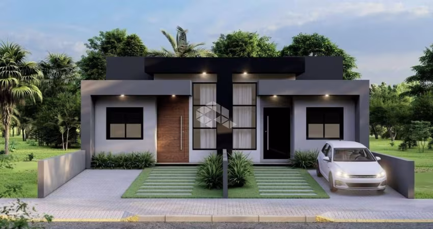 CASA GEMINADA COM PÁTIO NOS FUNDOS