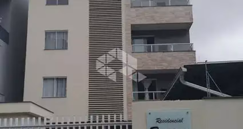Apartamento com sacada dois quartos bairro vila nova jaraguá do sul
