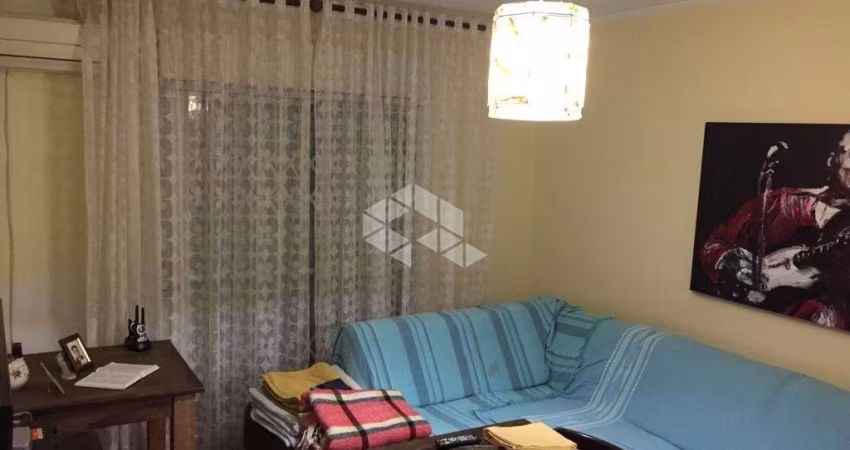 Apartamento de 01 dormitório com dependência