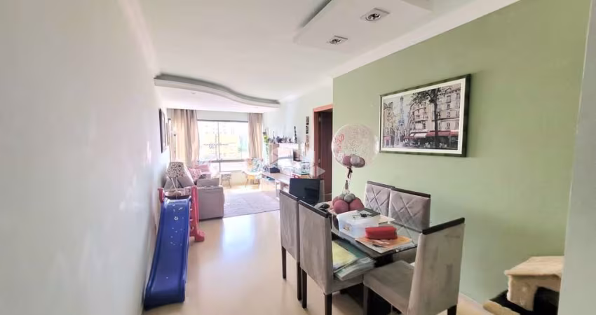 Baixou  R$ 45 mil !! Amplo apartamento entre as Av. Bento Gonçalves e Ipiranga