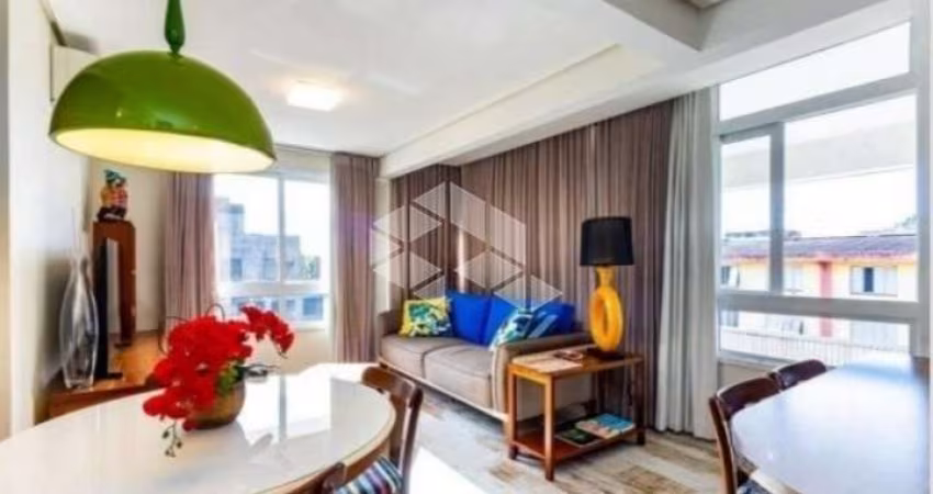 APARTAMENTO NO PARTENON DE 1 DORMITÓRIO E VAGA