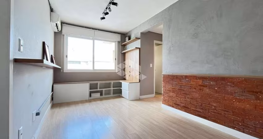 Apartamento 2 quartos 1 vaga na Cidade Baixa.