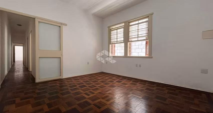Apartamento de 3 dormitórios À Venda, Bom Fim, Porto Alegre