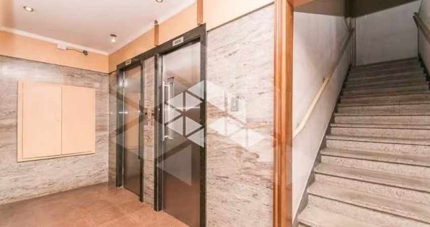 Apartamento de 03 Dormitórios e 01 vaga Á VENDA no Bairro Centro Histórico