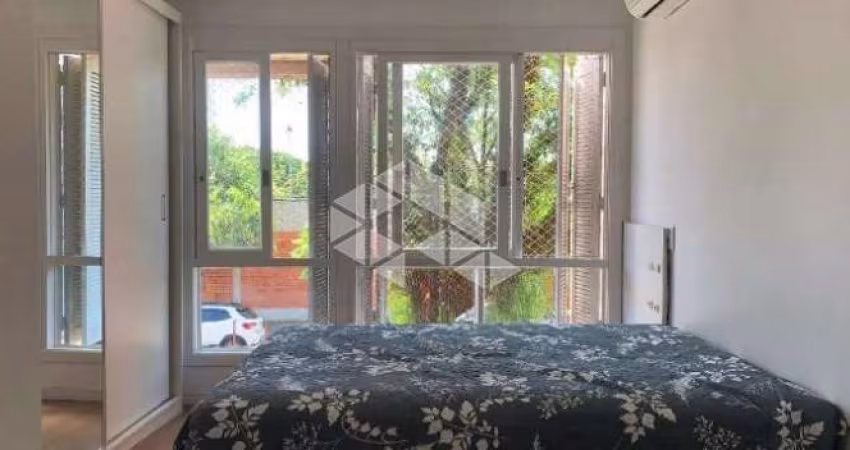 Excelente oportunidade de 01 dormitório com garagem no bairro Santana