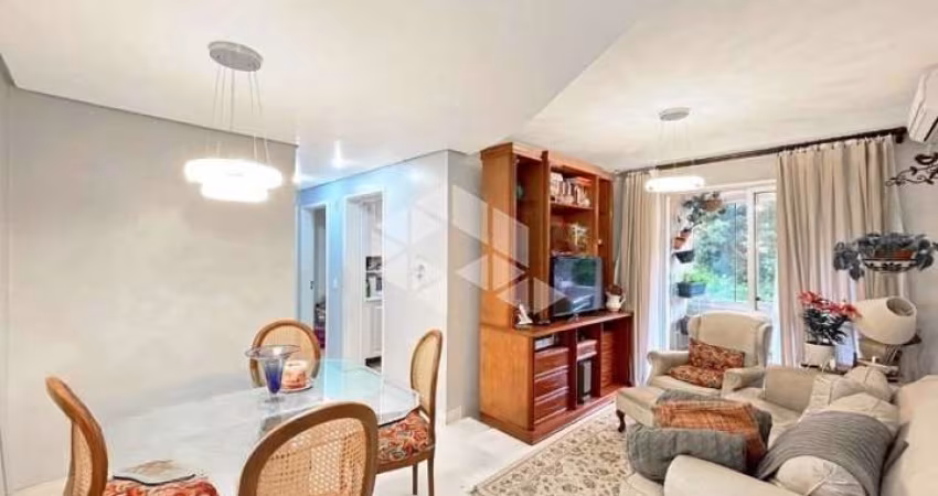 Apartamento 2 dormitórios em condomínio junto a natureza no Bairro Nonoai