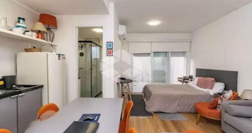 Diferenciado  loft mobiliado junto à redenção e próximo ao bom fim.